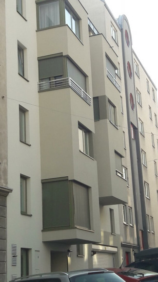 Immobilie - 1100, Wien - Preisreduktion - Garagenplatz ab sofort  zu vermieten