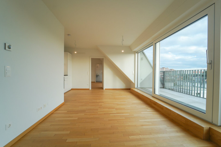 Wohnung - 1210, Wien - Wohlfühlen in einer hellen Terrassen-Wohnung mit Fernblick im Dachgeschoss | moderne Ausstattung und günstige Betriebskosten | Neue Donau Nähe