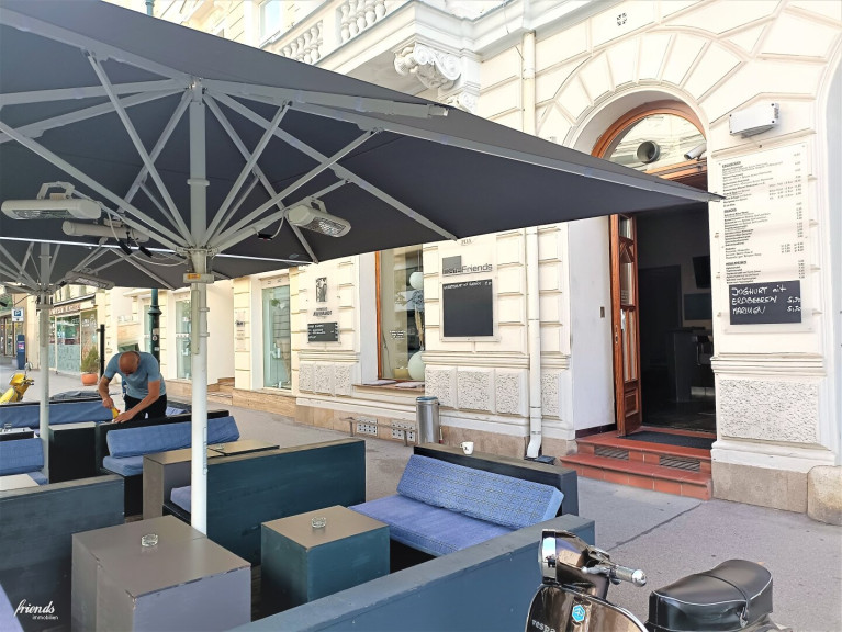 Gastgewerbe - 2500, Baden - Voll ausgestattetes Cafe mit Gastgarten im Innenstadtbereich von Baden, zur Miete!