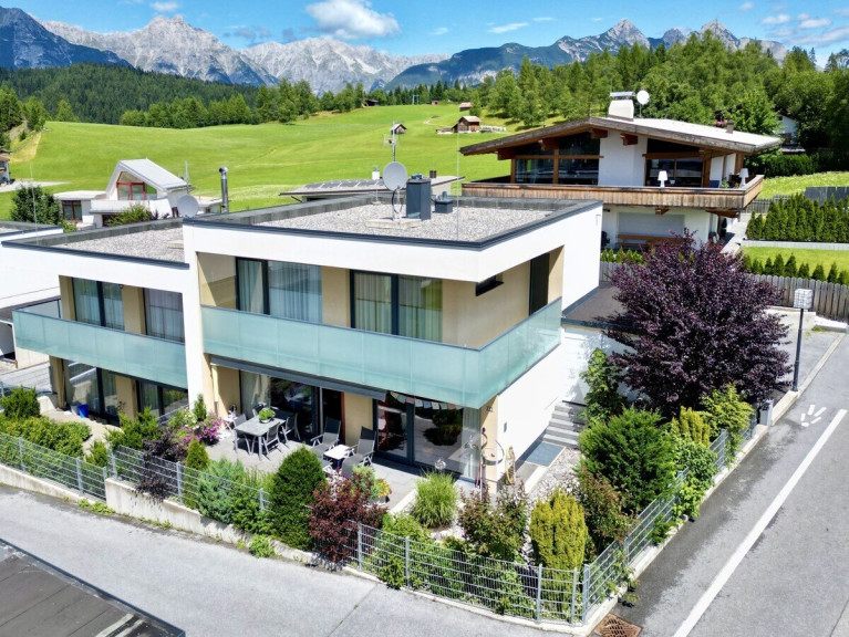 Haus - 6100, Seefeld in Tirol - Wohnen am Geigenbühel - Doppelhaushälfte in Seefelder Zentrumsnähe