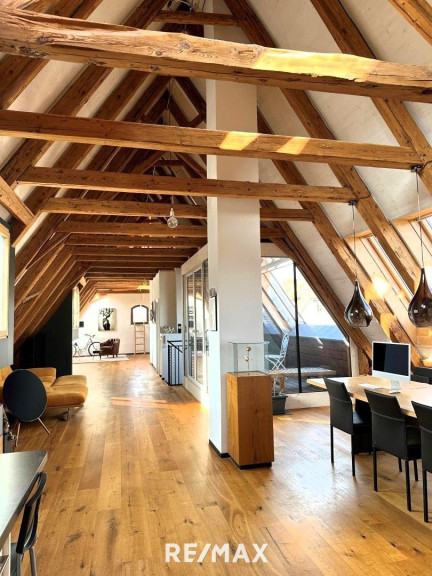 Wohnung - 6060, Hall in Tirol - Traumhaftes LOFT mit Sichtdachstuhl und toller Aussicht