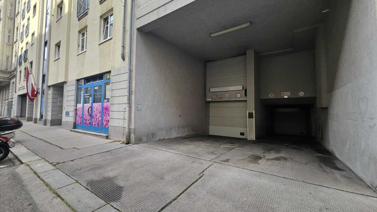 Immobilie - 1060, Wien - Aegidigasse 7-11: Stapelparker ab sofort verfügbar