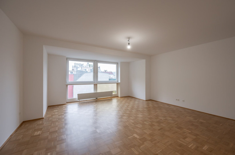 Wohnung - 1180, Wien - Nähe Johann-Nepomuk-Vogl-Platz: großzügige helle Single Zimmer Wohnung in Währing * ab sofort *