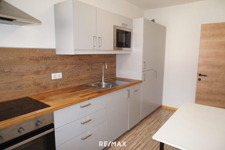 Wohnung - 6020, Innsbruck - Anleger aufgepasst !  Neu renovierte 4 Zimmerwohnung mit guter Rendite