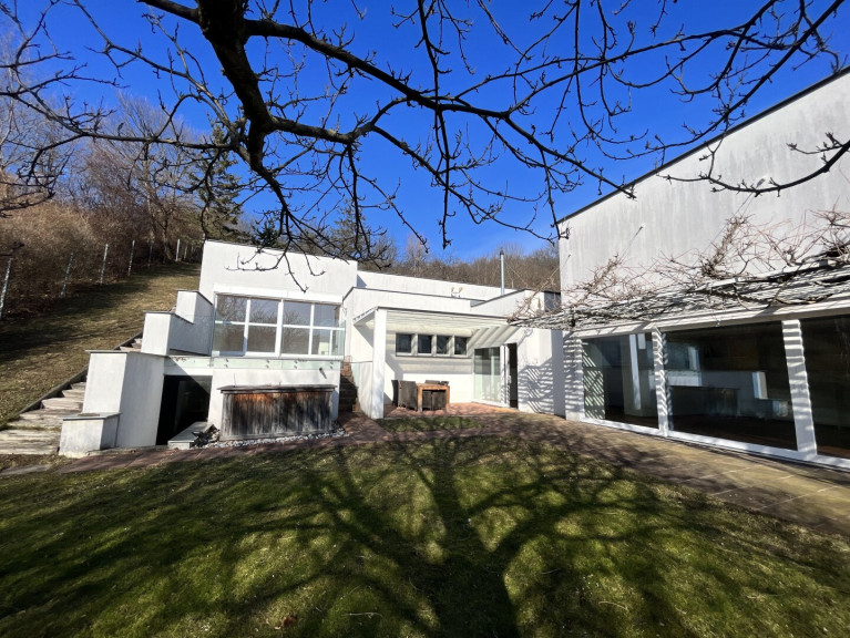 Haus - 3400, Weidling - Modernes Haus mit großem Garten