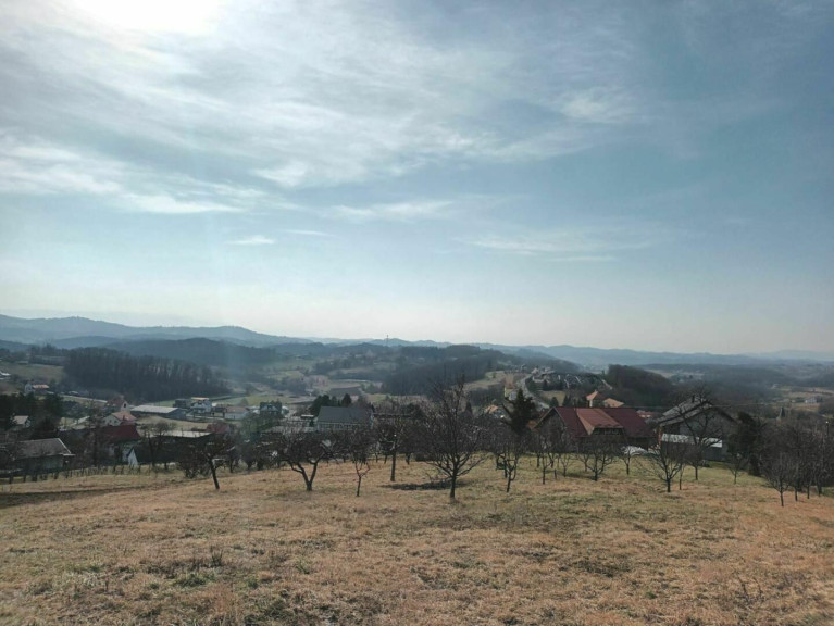Grundstück - 49232, Radoboj - Kroatien: günstiges Baugrundstück mit traumhaften Fernblick