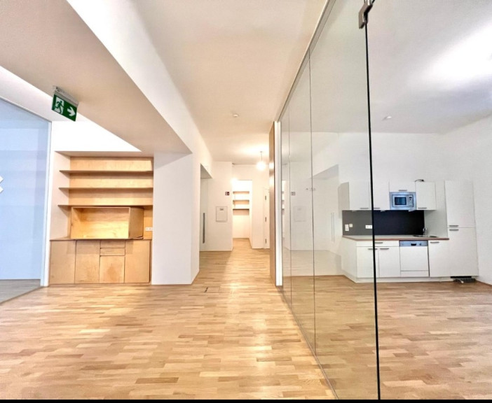 Büro / Praxis - 1010, Wien - Büro in einem wunderschönen Gründerzeit-Altbau zu mieten