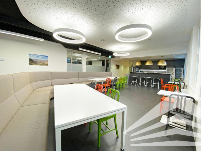 Büro / Praxis - 4020, Linz - Erstklassige Bürofläche mit Terrasse im Zentrum mit Tiefgarage