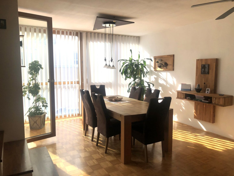 Wohnung - 6130, Schwaz - Schwaz: Gepflegte 3-Zimmer-Maisonette-Balkonwohnung in zentraler Wohnlage