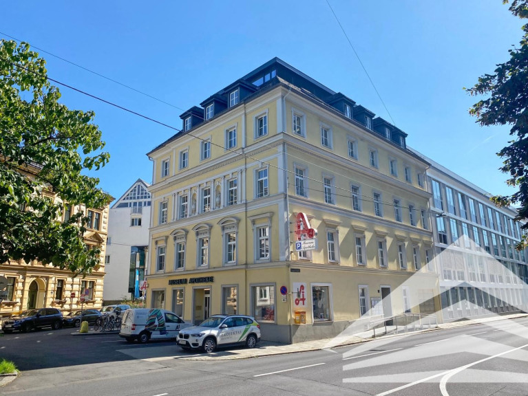 Büro / Praxis - 4020, Linz - Klimatisiertes Büro mit Teeküche und Balkon Nähe Landesgericht!
