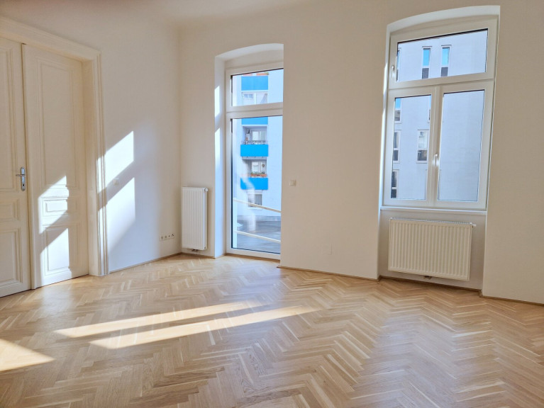 Wohnung - 1050, Wien - Modernes Wohnen: Sehr gut angeordnete 2 Zimmer Erstbezugs-Altbauwohnung mit Balkon in sehr ruhiger, zentraler Lage!