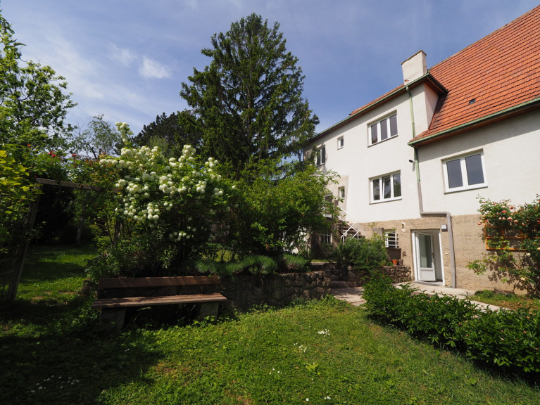 Haus - 2345, Brunn am Gebirge - Idyllisches Haus mit 1100 m² Garten