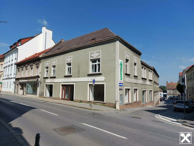 Einzelhandel - 2410, Hainburg - Bestandfreies  Geschäftshaus mit Wohnmöglichkeit im historischen  Stadtzentrum von Hainburg an der Donau!