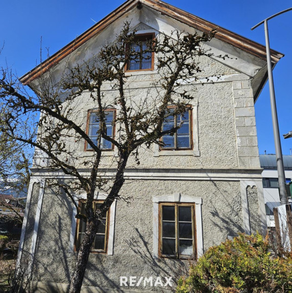 Grundstück - 5760, Saalfelden am Steinernen Meer - VERKAUFT! Grundstück mit renovierungsbedürftigem Haus im Zentrum von Saalfelden