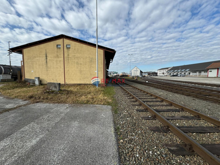 Halle / Lager / Produktion - 9020, Klagenfurt - Lagerhalle am Klagenfurter Frachtenbahnhof