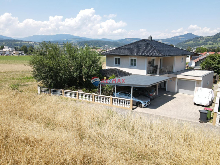 Haus - 9560, Feldkirchen in Kärnten - Moderne Familienresidenz mit großzügigen Wohnflächen