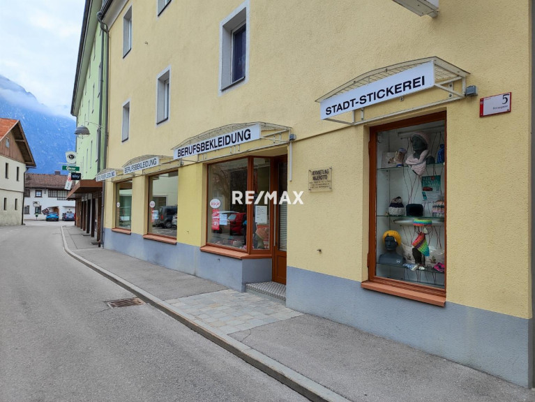 Einzelhandel - 9900, Lienz - Zentrales Geschäftslokal / Büro mit charmantem Gewölbe