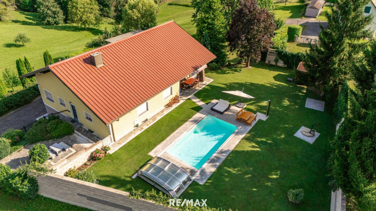 Haus - 8502, Lannach - Luxuriöses großes Einfamilienhaus mit Pool, Sauna, 3 Schlafzimmer, OG ausbaufähig - 10 Min. von Graz