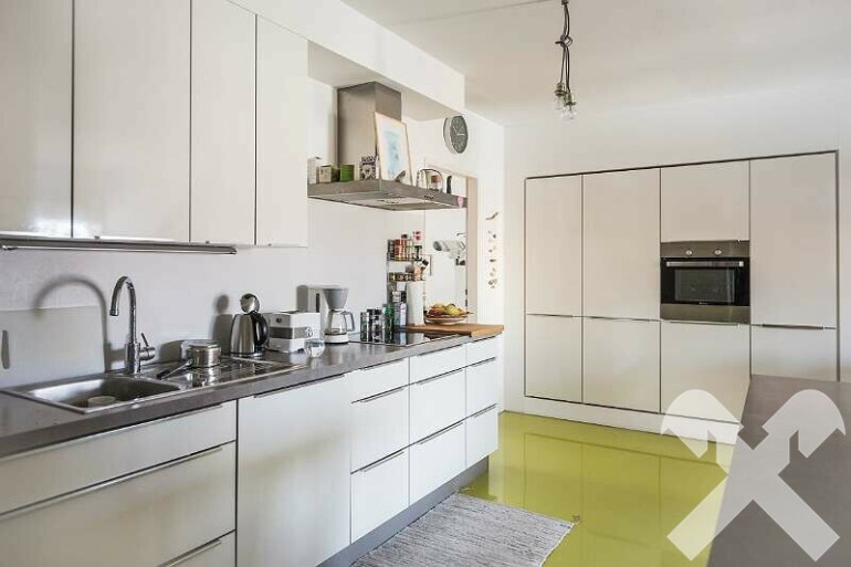 Wohnung - 8020, Graz - Zentrale Dachgeschosswohnung mit 3 Balkonen und Lift im Herzen der Stadt!