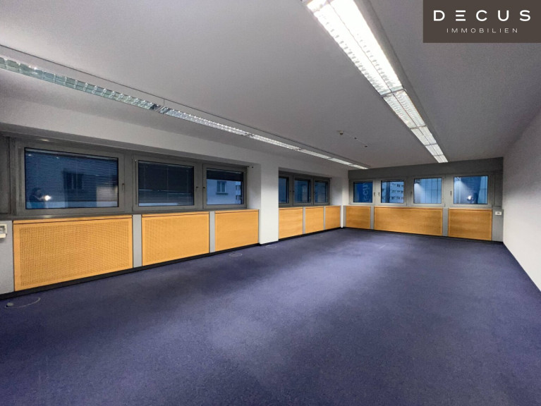 Büro / Praxis - 1040, Wien - + + + ca. 1.300 m² BÜRO IM OC4 + + +