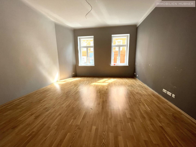 Büro / Praxis - 1150, Wien - U4 in 3 Gehminuten! Büro mit Nebenräumen und Innenhof-Terrasse