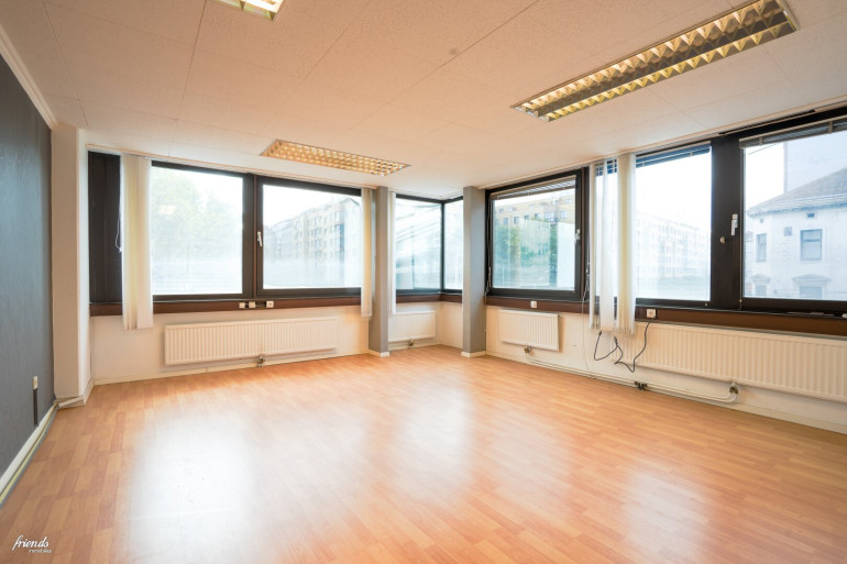 Büro / Praxis - 1100, Wien - 57m² Büro-/Praxisraum