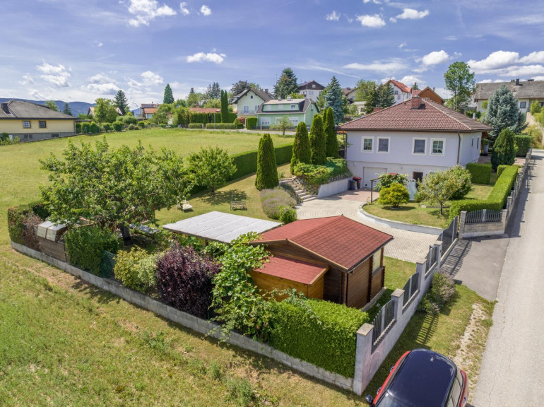 Haus - 2560, Aigen - Bungalow mit separatem Wohnbereich in ruhiger Wohngegend