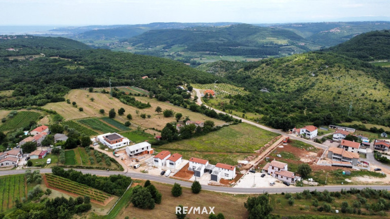 Haus - 52460, Buje - Doppelhaus - Villa um Umag (Rechts)