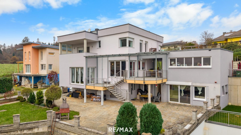 Haus - 9063, Karnburg - Exklusives Ein-/Mehrfamilienhaus in idyllischer Lage: Ihr neues Zuhause mit Charme und Ausblick