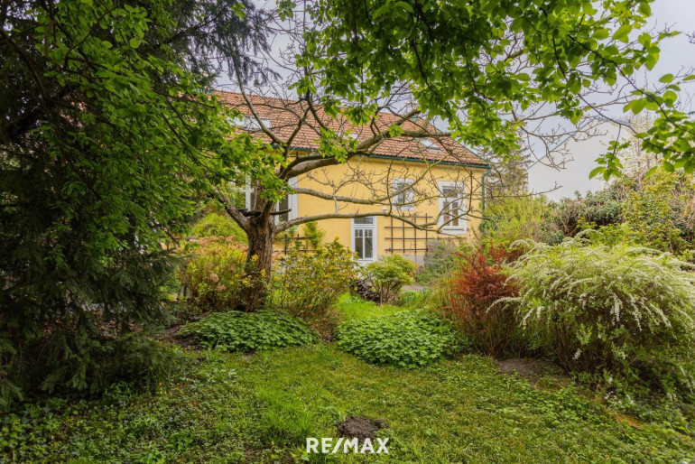 Haus - 2103, Langenzersdorf - Haus auf Eigengrund mit Altbauflair!