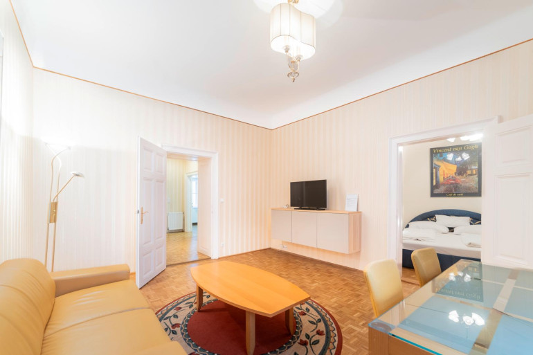 Wohnung - 1010, Wien - Exklusives Wohnen im Herzen Wiens – Stilvoll, ruhig und zentral