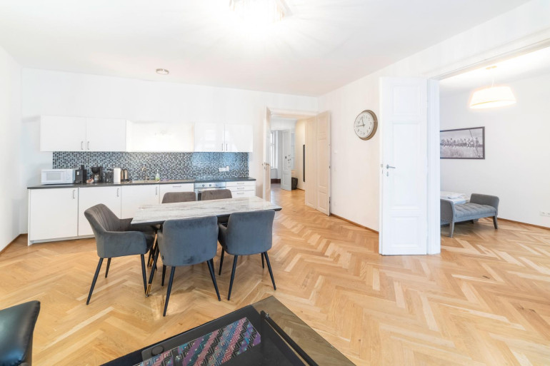 Wohnung - 1010, Wien - Exklusives Wohnen im Herzen Wiens – Stilvoll, ruhig und zentral