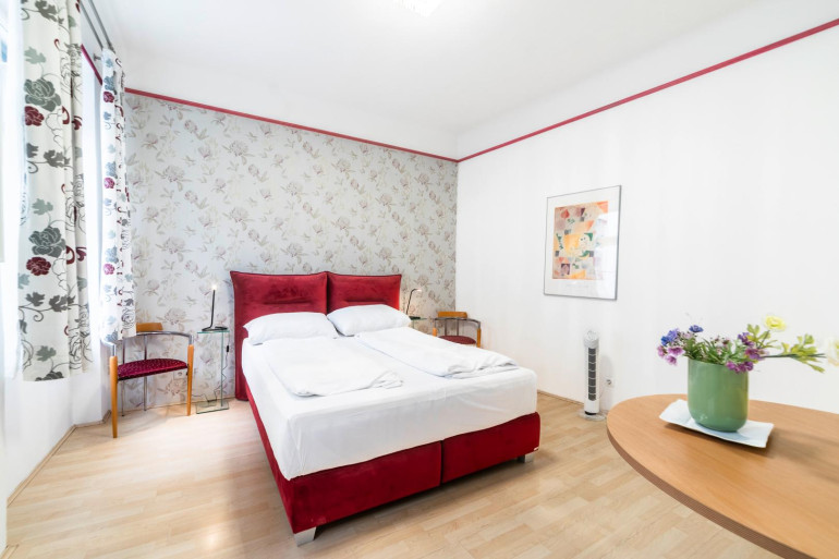 Wohnung - 1010, Wien - Exklusives Wohnen im Herzen Wiens – Stilvoll, ruhig und zentral