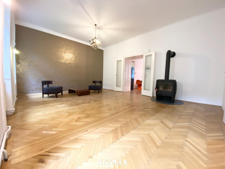 Wohnung - 1080, Wien - Charmante Stilaltbau-Wohnung mit Blick in Gemeinschaftsgarten / Innenhof-Ruhelage / 1 m²-Balkon