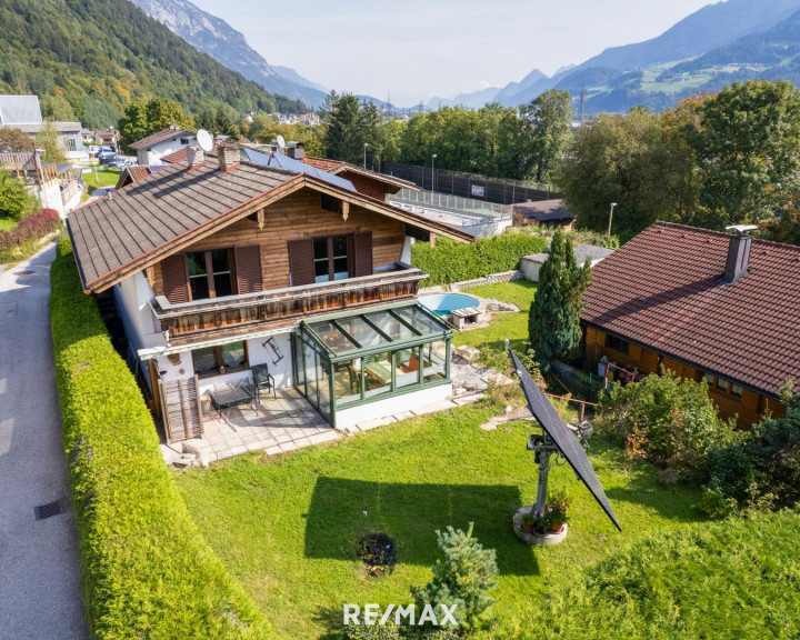 Haus - 6134, Vomp - NEUES ANGEBOT! Handwerkertraum mit Potenzial: Einfamilienhaus inkl. Einliegerwohnung in Schwaz-Nähe