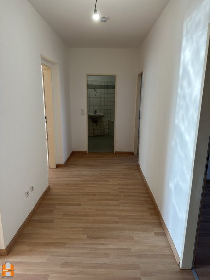 Wohnung - 2700, Wiener Neustadt - Wr. Neustadt, Pernerstorferstraße,   3 Zimmer Wohnung