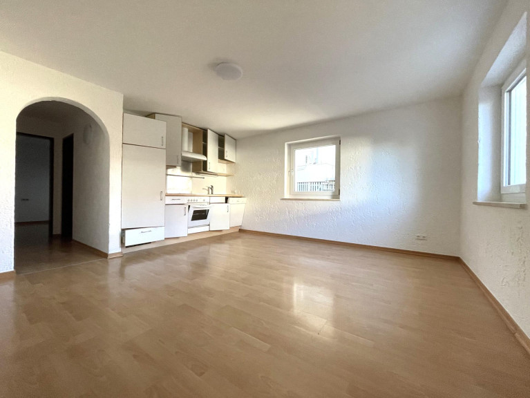 Wohnung - 6091, Götzens - Charmante 2-Zimmer-Wohnung mit großem Kellerabteil und Parkplatz