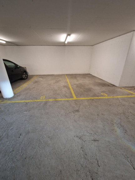 Immobilie - 8020, Graz,04.Bez.:Lend - Garagenplatz - ab sofort!