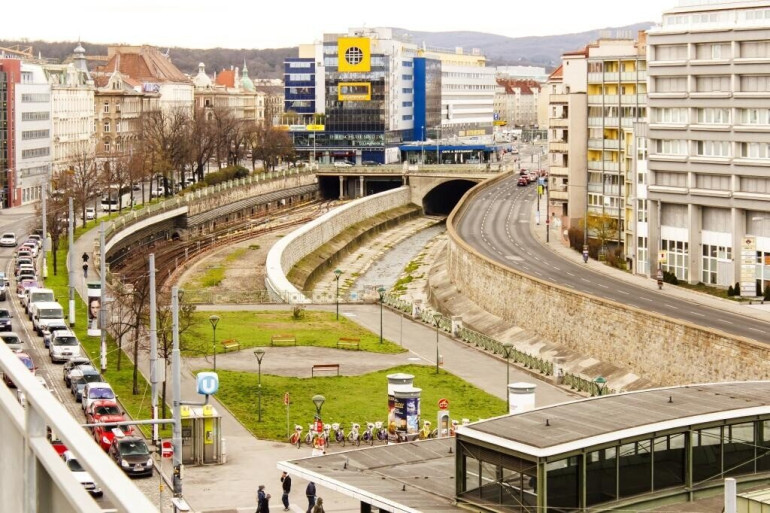 Büro / Praxis - 1120, Wien - Kostengünstige Hobbyräume direkt bei U4/U6 Station