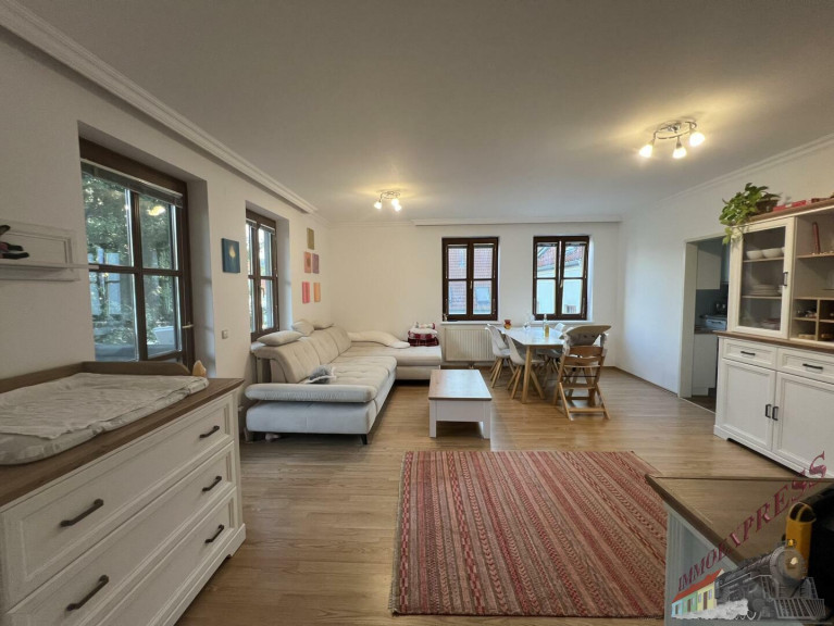 Wohnung - 2102, Klein-Engersdorf - AKTIONSPREIS!!! Traumjuwel einzigartig! Perfekte Lage, PKW Abstellplatz, Balkon und Keller!