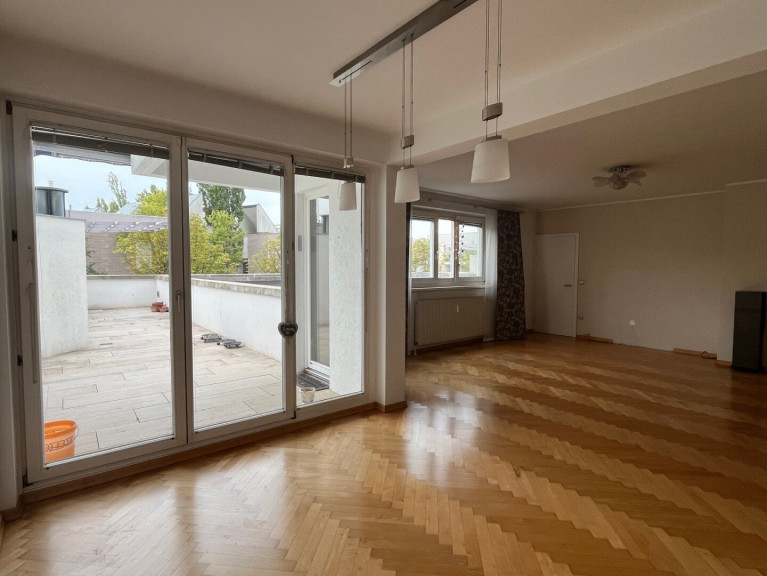 Wohnung - 1230, Wien - Sehr schöne 5 Zimmer-Maisonette mit großer Terrasse