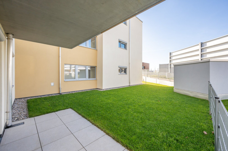 Wohnung - 7000, Eisenstadt - rd. 55m² Wohnfläche + 83m² Garten, Terrasse + 2 KFZ-Stellplätze ab März zu mieten (Kaufoption!) **VIDEOTOUR**