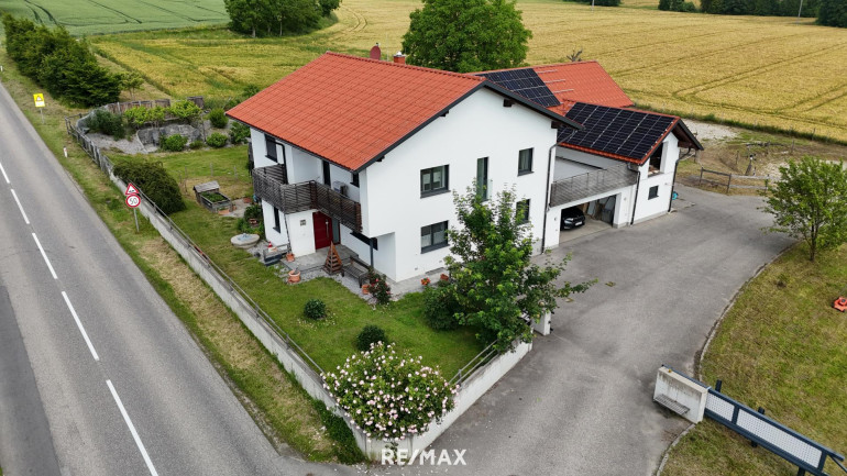 Haus - 4674, Altenhof am Hausruck - Ländlicher Wohntraum mit Möglichkeiten für Tierhaltung