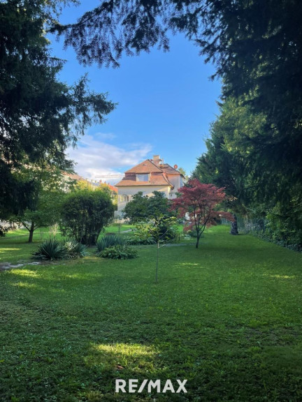 Haus - 2000, Stockerau - Historisches Schmuckstück mit prächtigem Garten – Ein Unikat für Kenner!