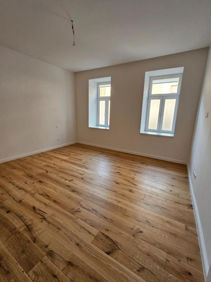 Wohnung - 1100, Wien - Außergewöhnliche 3 Zimmer-Wohnung steht zum Verkauf