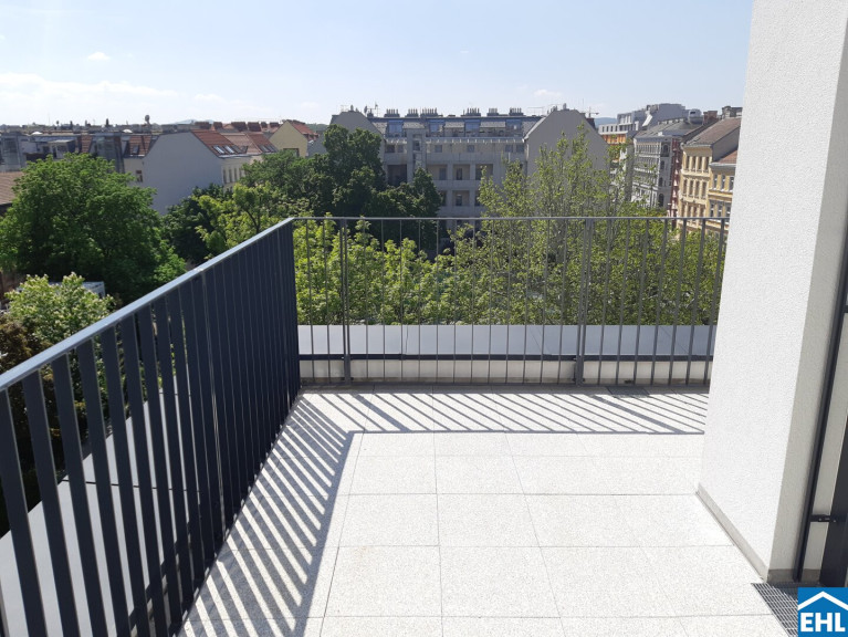 Wohnung - 1150, Wien - Klimatisierte Dachgeschosswohnung mit Dachterrasse am Sechshauserpark