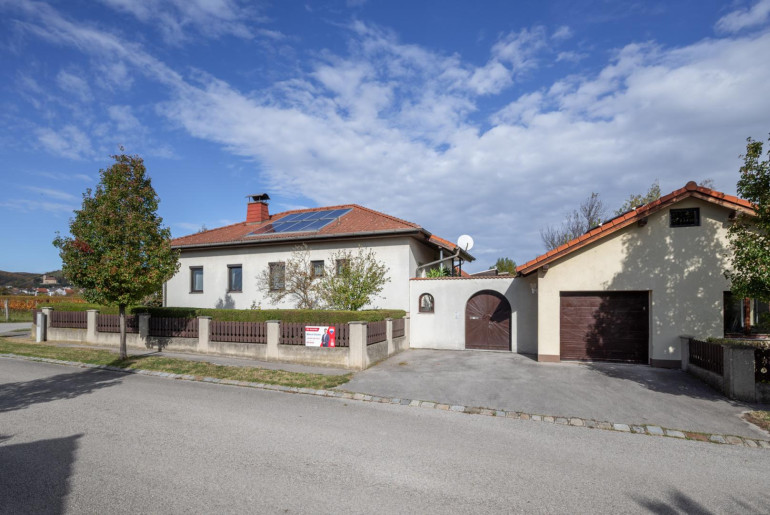 Haus - 7082, Donnerskirchen - Einfamilienhaus mit Wintergarten &amp; Blick über die Weingärten in Donnerskirchen