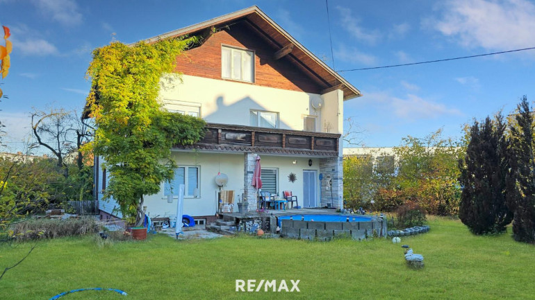 Haus - 4060, Leonding - Wo Ideen wachsen – Zweifamilienhaus mit großem Garten in Leonding