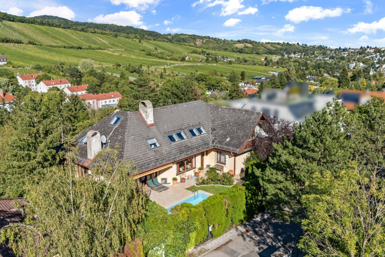 Haus - 1190, Wien - Viel Raum zum Leben – Repräsentatives Anwesen in Neustift am Walde mit Garten, Pool und Terrassen