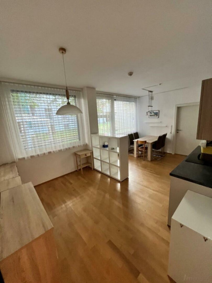 Wohnung - 8020, Graz - 2 Zimmer Wohnung mit befestigter Terrasse und Grünbereich im Innenhof